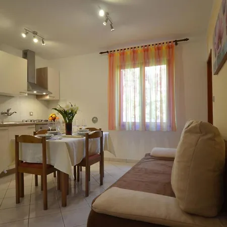 With Parking Space - 27697 Apartment Rovinj